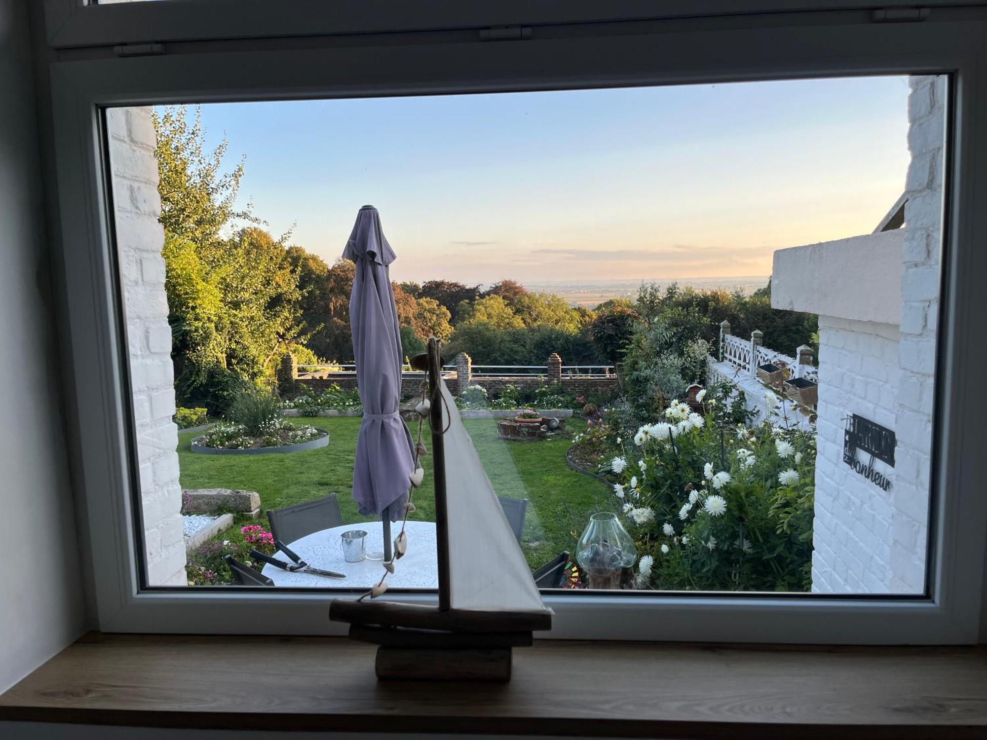 Le Petit Paradis Cassel Exteriör bild